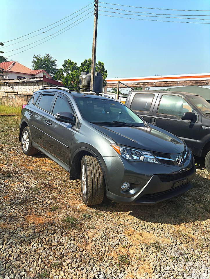 A picture of Foreign used Toyota Rav4 2015 model