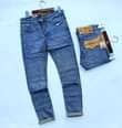 A picture of Jeans Zipo