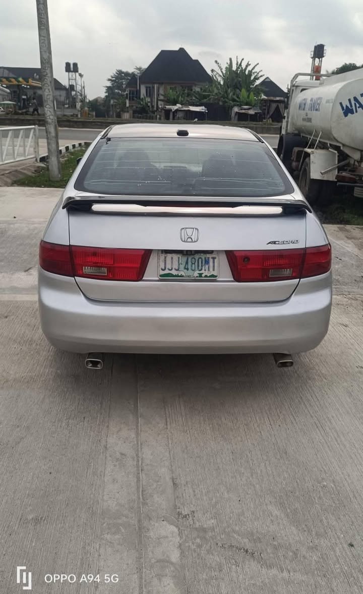 A picture of Honda accord 2005