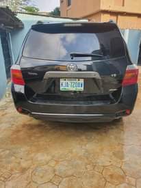 A picture of Toyota highlander 2008 model