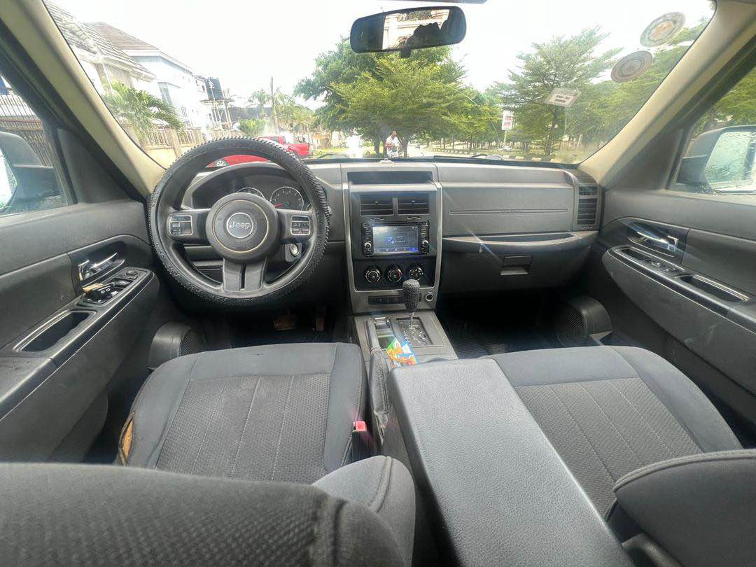 A picture of Jeep liberty