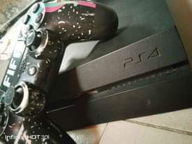 A picture of Ps4 fat inagemu 7 Fifa 22 Spiderman God of war