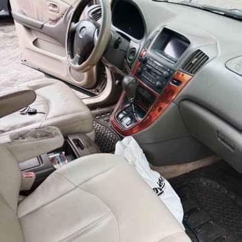 A picture of Lexus RX 300 for sale