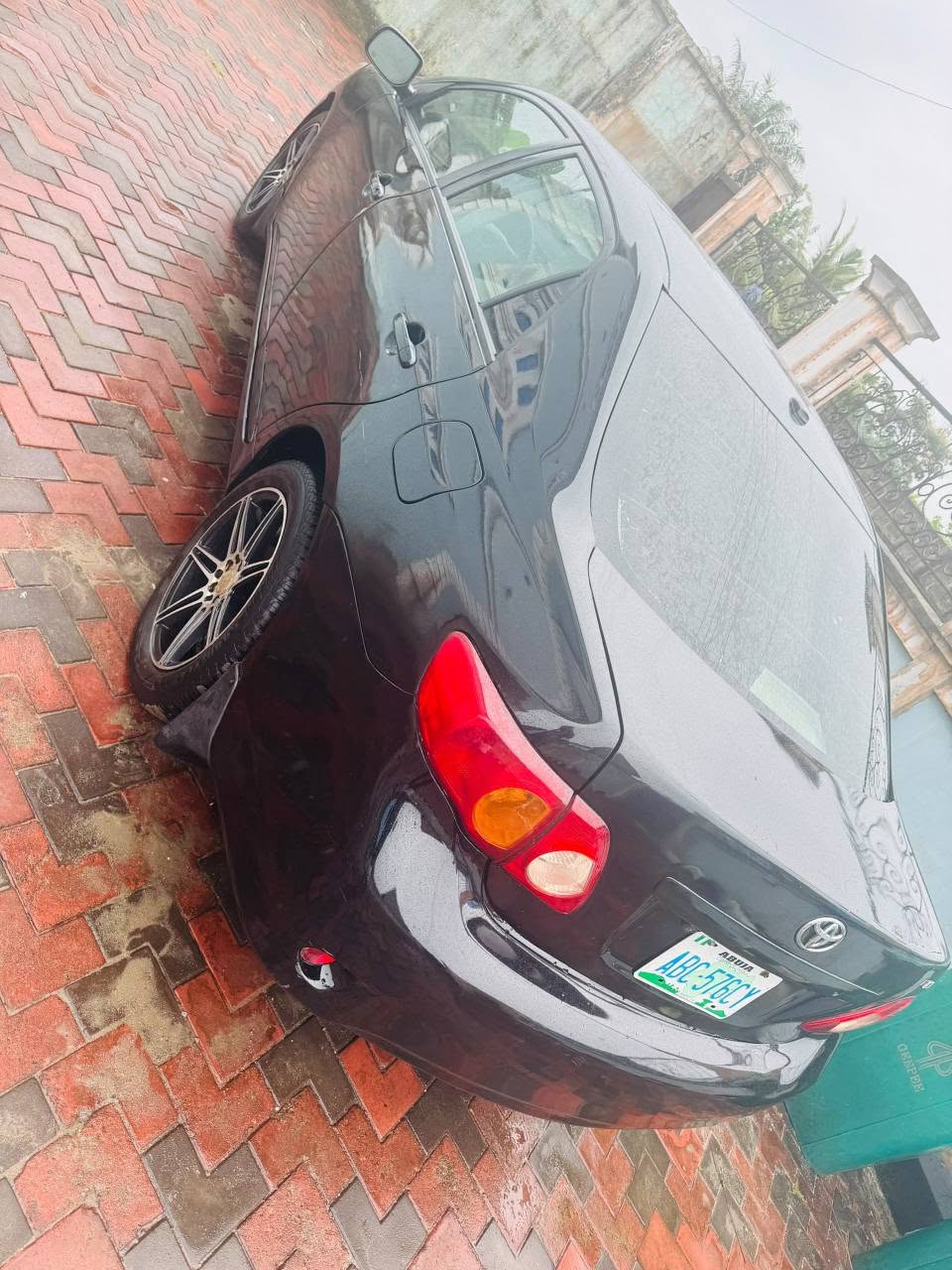 A picture of URGENT CASH NEEDED 2010 COROLLA AMERICAN SPEC EVERYTHING WORKING PERFECTLY