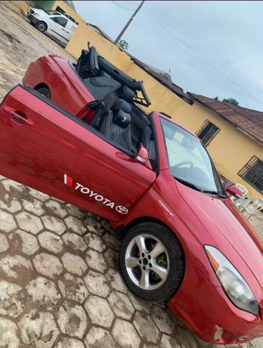 A picture of Toyota Solara convertible