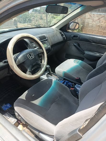 A picture of Sharp Honda Civic 04 The car is working perfectly First