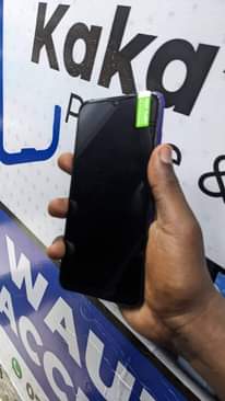 A picture of Vivo Y93 128Gb Ram 6Gb Tsh 135000