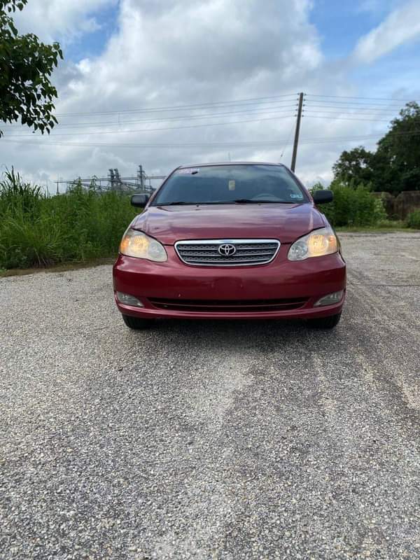 A picture of  Home Used Toyota Corolla LE 2005 Model With Custom