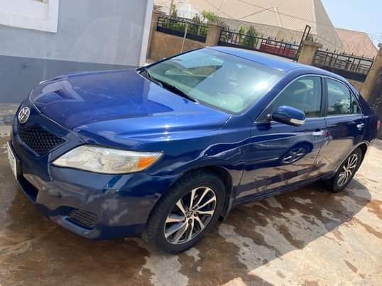 A picture of Few months registered 2010 Toyota Camry muscle Pure first body