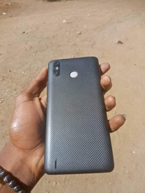 tecno pop2f