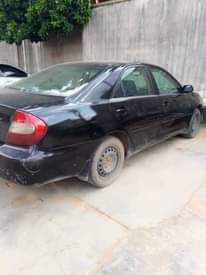 A picture of 2004 Toyota Camry Le