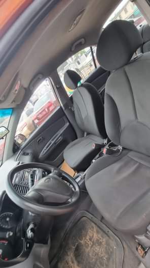 A picture of Sweet ride registered 2006 kia Rio Engine very cool Gear