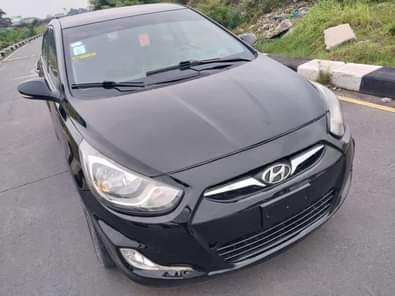 A picture of Hyunda Accent 2014 model Freshly baked on first body pan