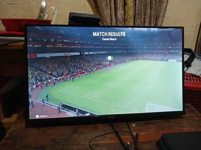 A picture of TV AILYONS INCH 32