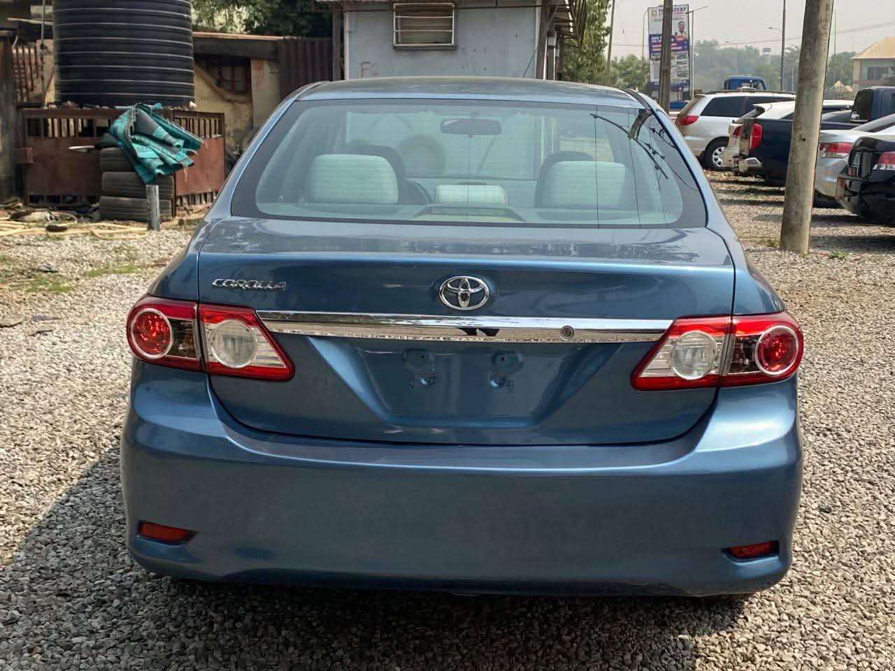 A picture of Toyota Corolla 2013