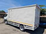 A picture of mitsubishi canter