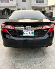 A picture of FOREIGN USED 2014 TOYOTA CAMRY XLE Thumbstart Navigation System Reverse