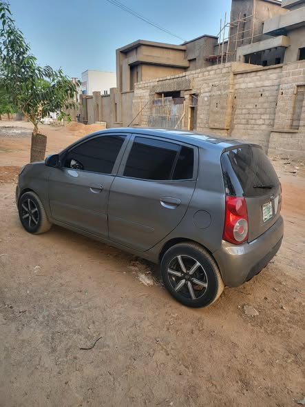 A picture of Car