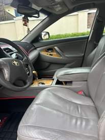 A picture of TOYOTA CAMRY 09