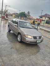 A picture of 2005 Nissan Sentra 960k Naija used Ac coldstone Call or