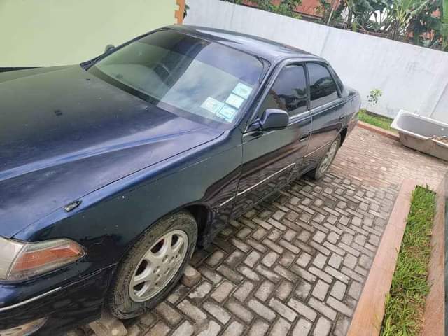 A picture of TOYOTA MARK II GX100