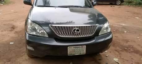 A picture of Lexus Rx 330 for sale Everything is working fine buy