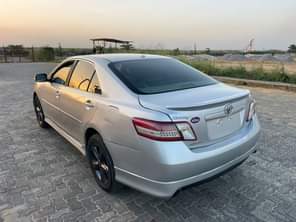 A picture of This is fully loaded Camry 2010 model sport utility clean