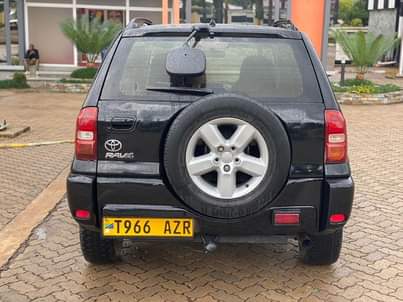 A picture of Rav4 call WhatsApp 0686108116