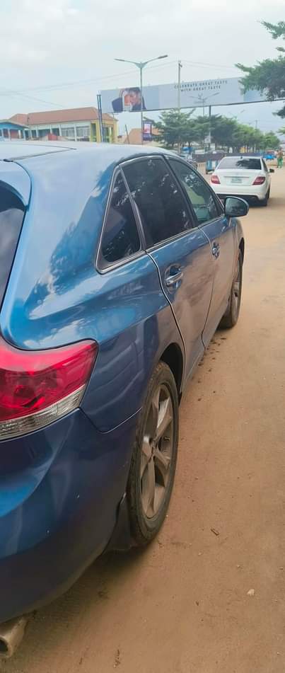 A picture of Toyota venza 2010