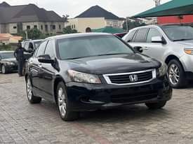 A picture of Sharp Honda Accord EXL 08