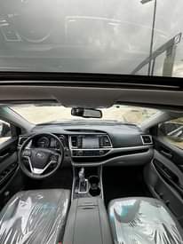 A picture of 2016 TOYOTA HIGHLANDER