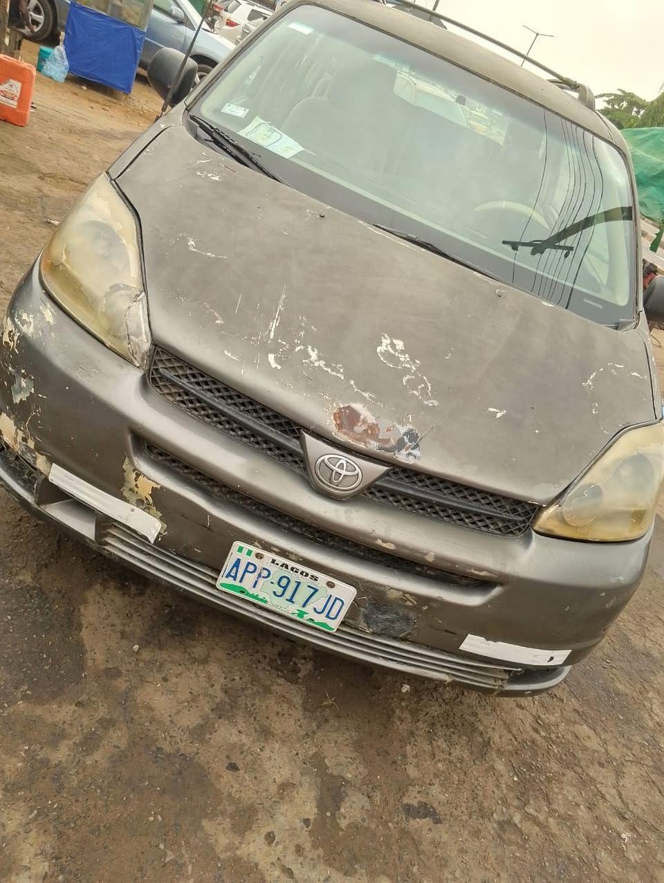A picture of Car