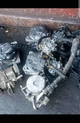 A picture of Dealing on motor spare parts