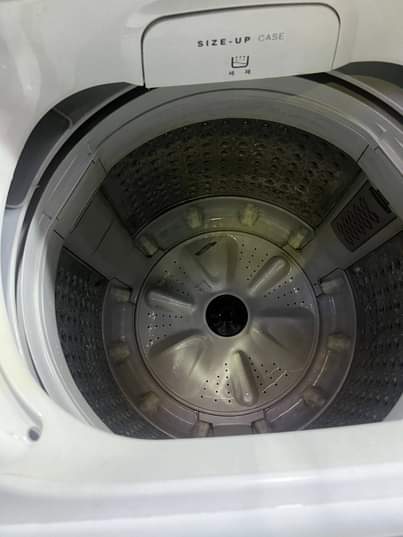 A picture of LG washing machine kg 11 Mpyaaa Inafua na kukausha Bei