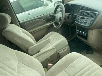 A picture of KB AUTOs YEAR 2000 model Toyota Sienna Sound V6 Engine