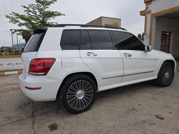 A picture of Mercedes Benz GLK