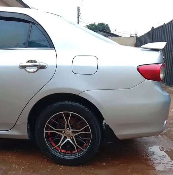 A picture of Corolla 2004