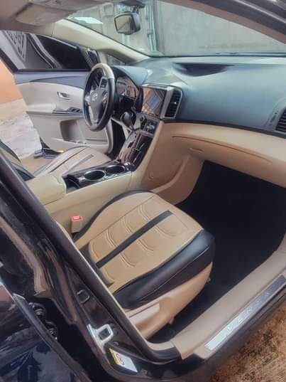 A picture of Toyota Venza 2013 5months used