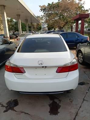 A picture of Clean used Honda Accord 2013 model with everything intact price
