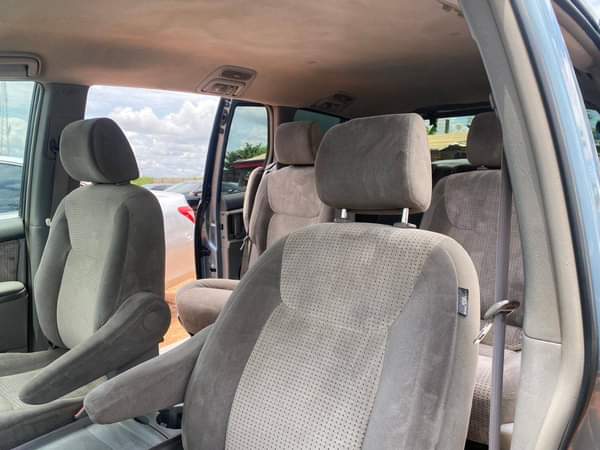 A picture of For sale Few months used... 2009 Toyota sienna LE... Full