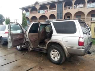 A picture of Toyota 4 runner with good engine gear and AC chilling