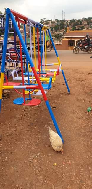 A picture of Play ground swings available0783095025 0754797112