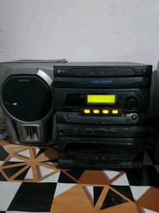 A picture of Radio LG