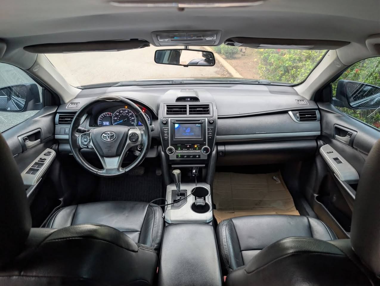 A picture of MEGA DISTRESS FOREIGN USE TOYOTA CAMRY SE 2013 MODEL V4
