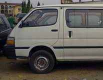 A picture of Tokunbo Toyota Hiace Bus big bumber 23409161519383 Fuel Petrol 675000