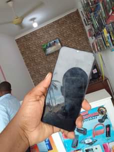A picture of Hot 8 inauzwa