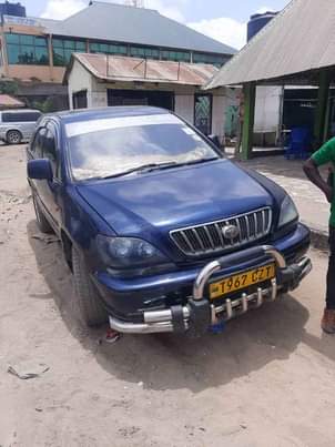 A picture of Harrier 0628956439 Gari nzuri 6Cylinder Bei 4 5m Inatupwaaa