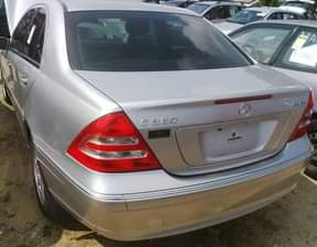 A picture of URGENT SERIOUS BUYERS ONLY Foreign used BENZ C CLAS Year