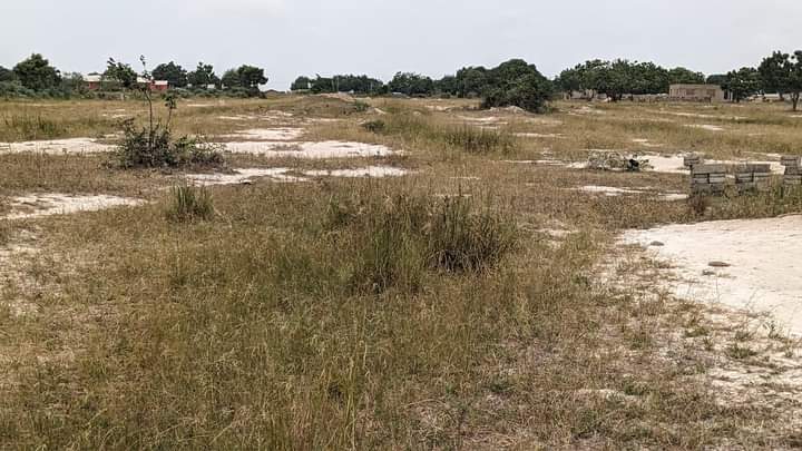 Ghana R.