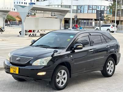 A picture of TOYOTA HARRIER